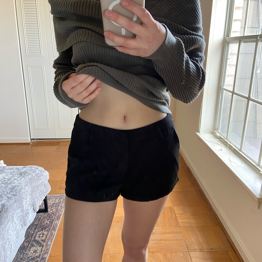 Musera High Waist Black Shorts